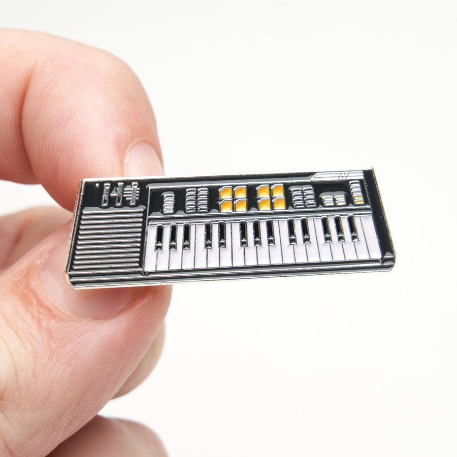 Retro Sampling Keyboard Synth Pin