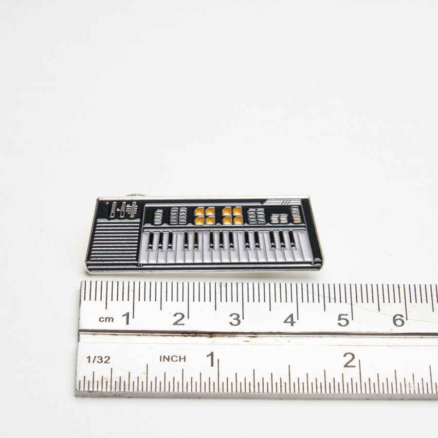 Retro Sampling Keyboard Synth Pin