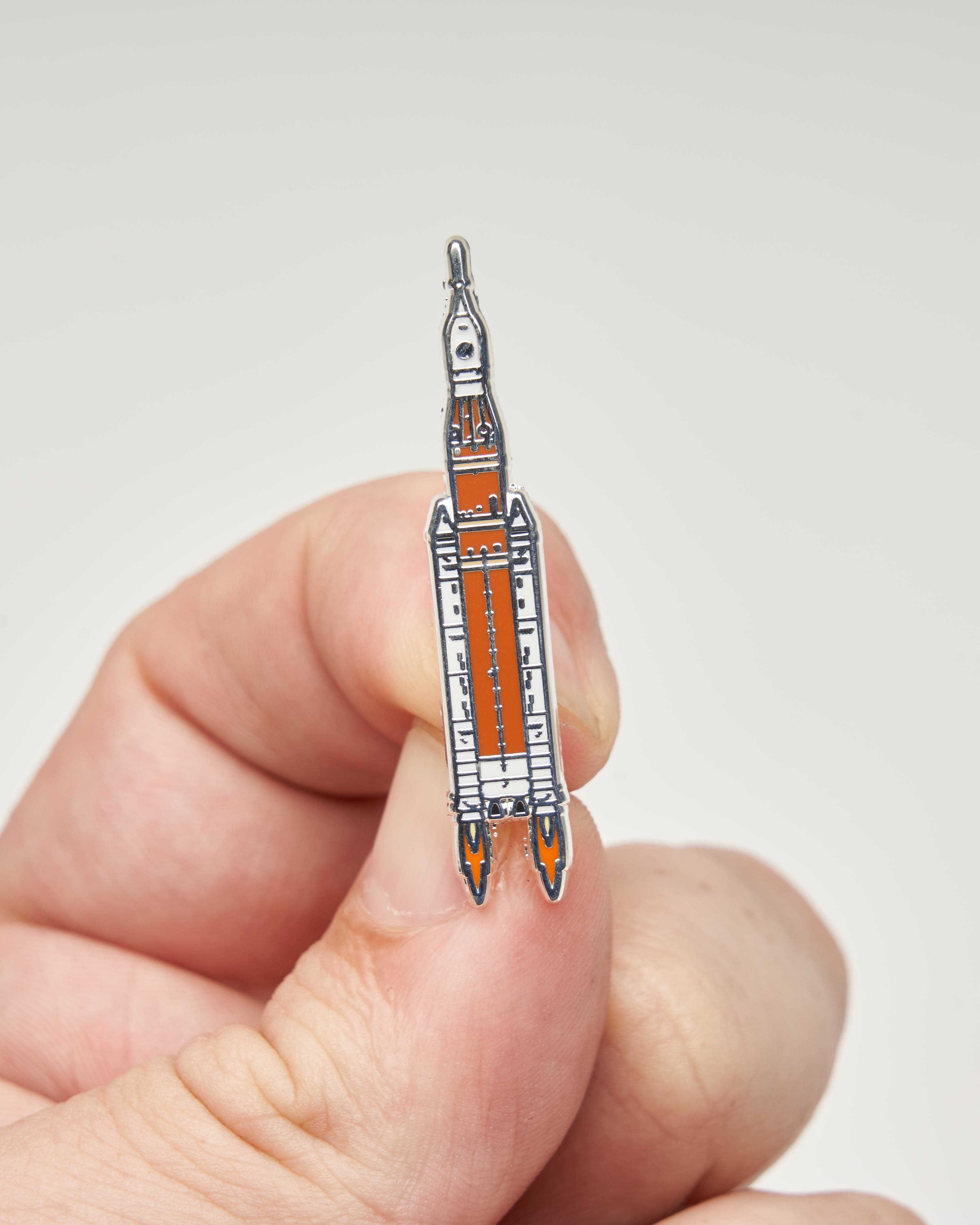 NASA Artemis-I 1 SLS Space Launch System Rocket Enamel Pin Brooch